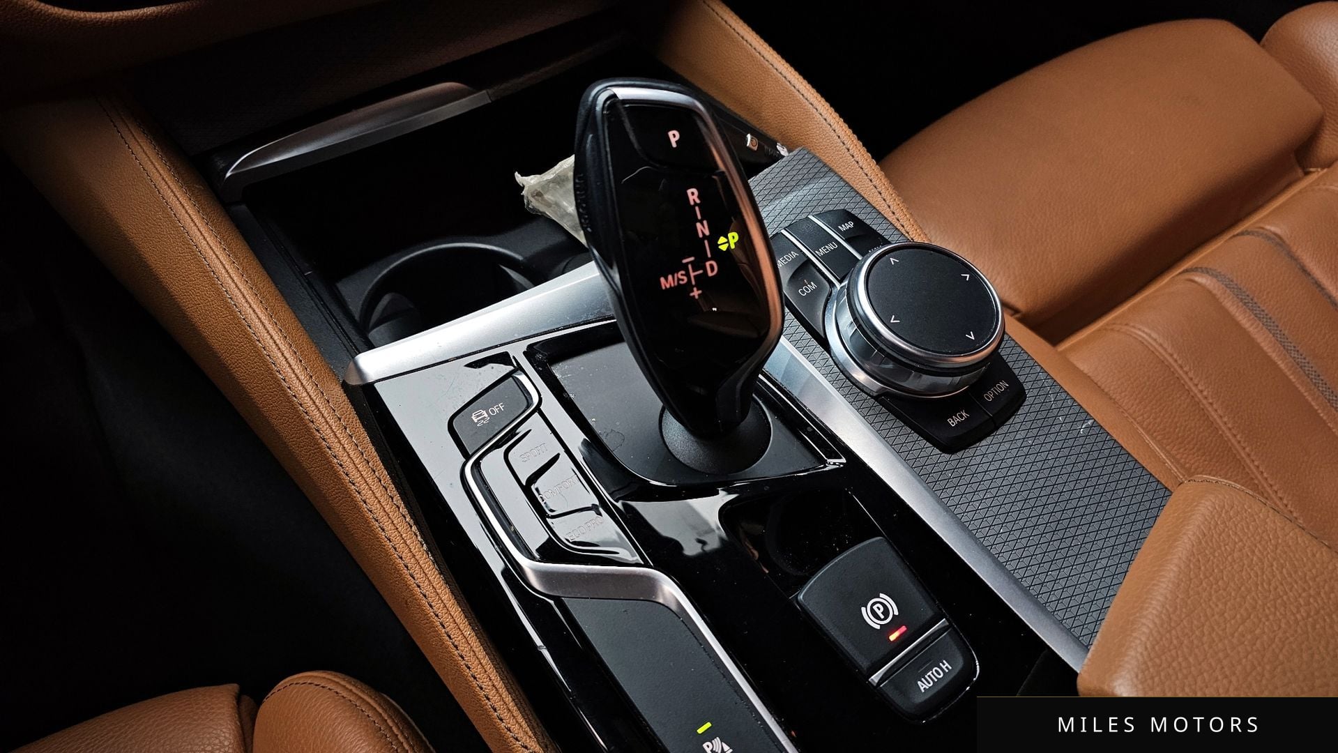 BMW 5 Series (G30) 2018 — миниатюра 9