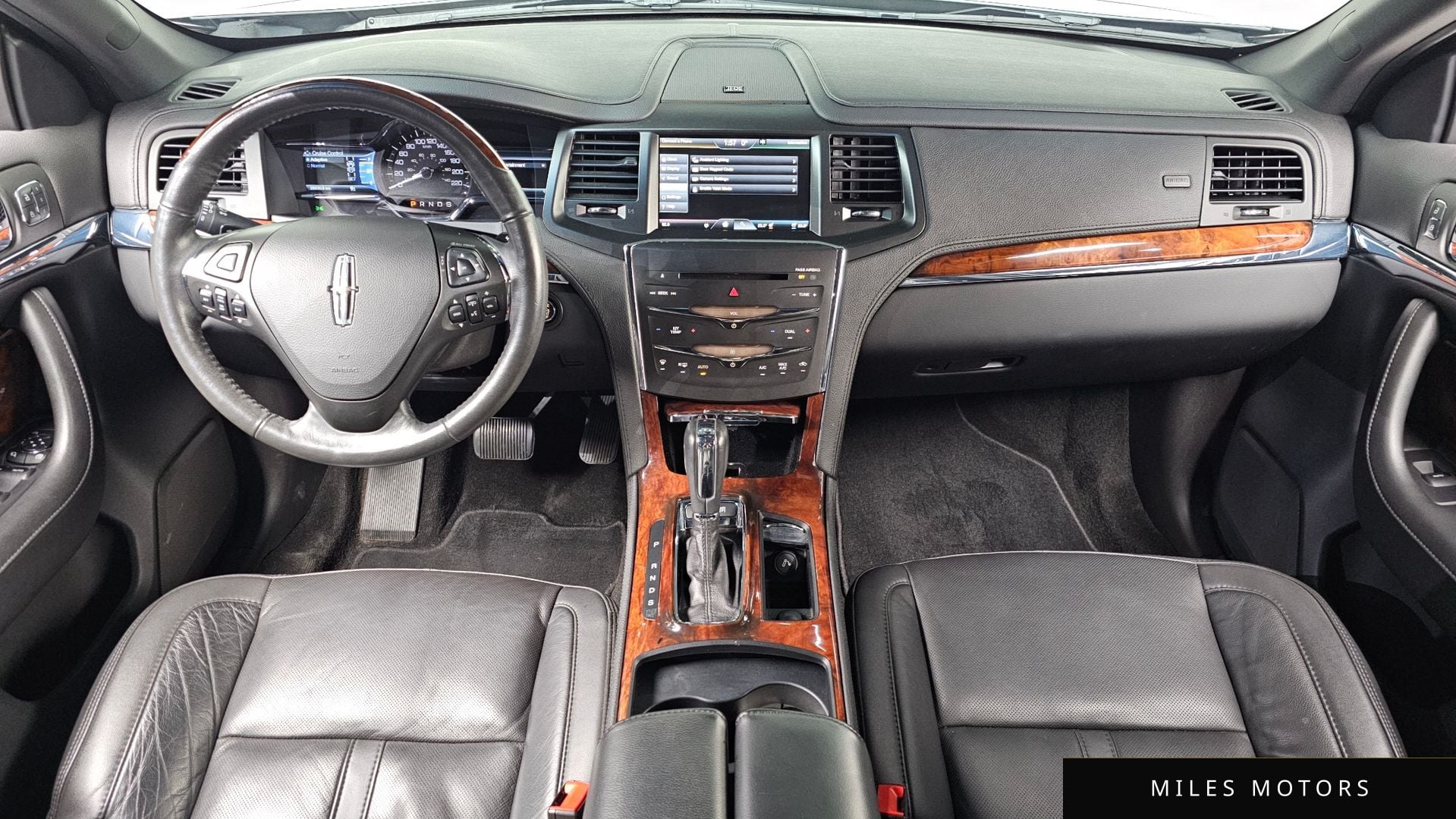 Lincoln MKS 2014 — миниатюра 7