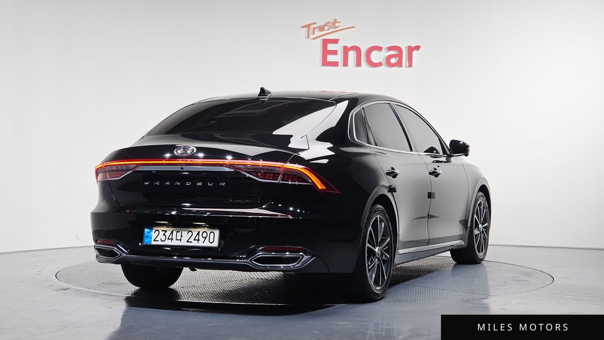 Hyundai Grandeur 2022 — миниатюра 2