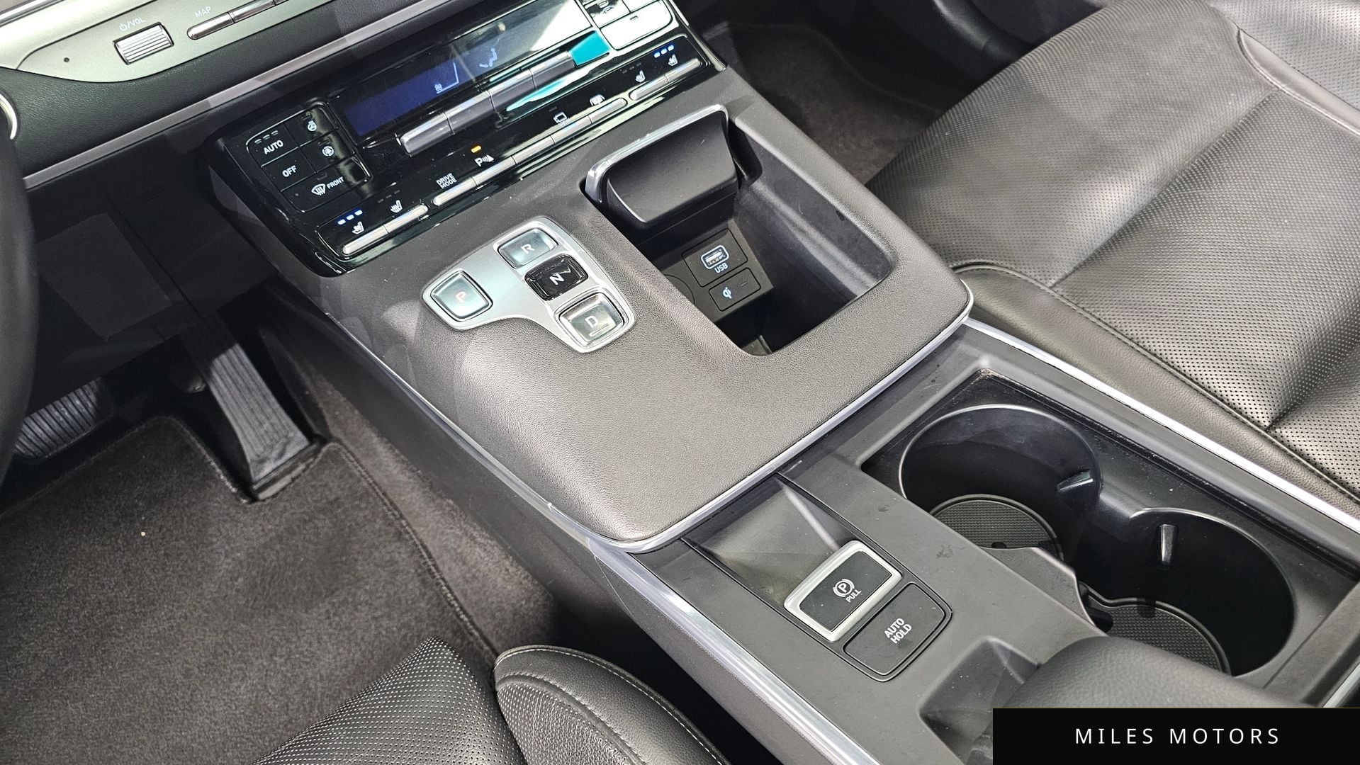 Hyundai Grandeur 2022 — миниатюра 9