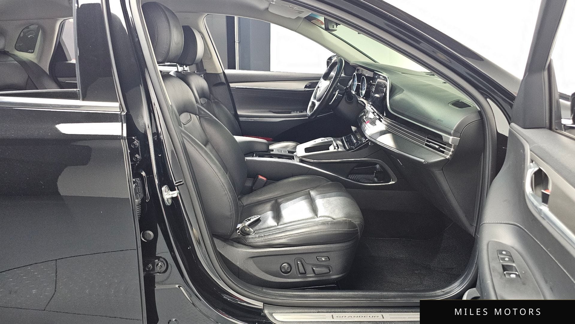 Hyundai Grandeur 2022 — миниатюра 11