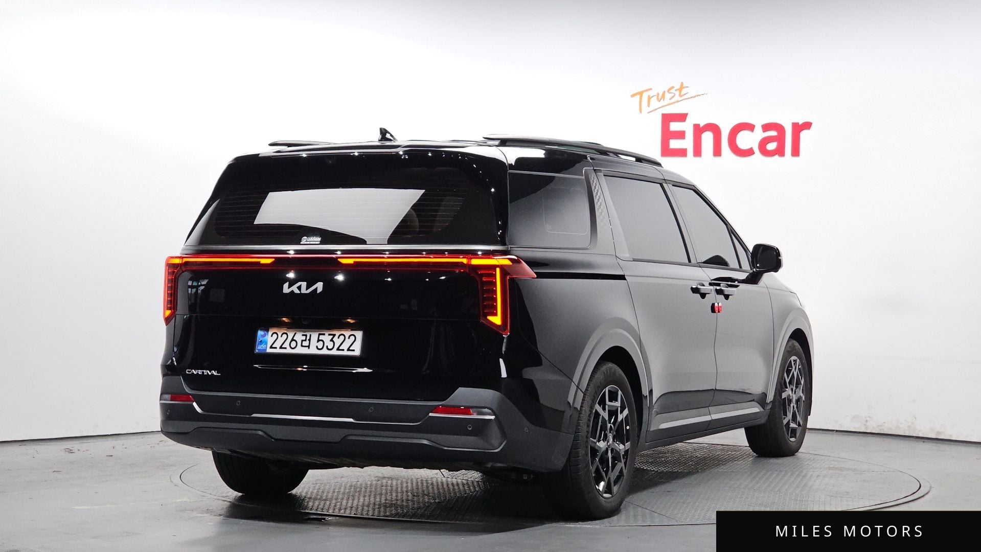 Kia Canival 2025 — миниатюра 2