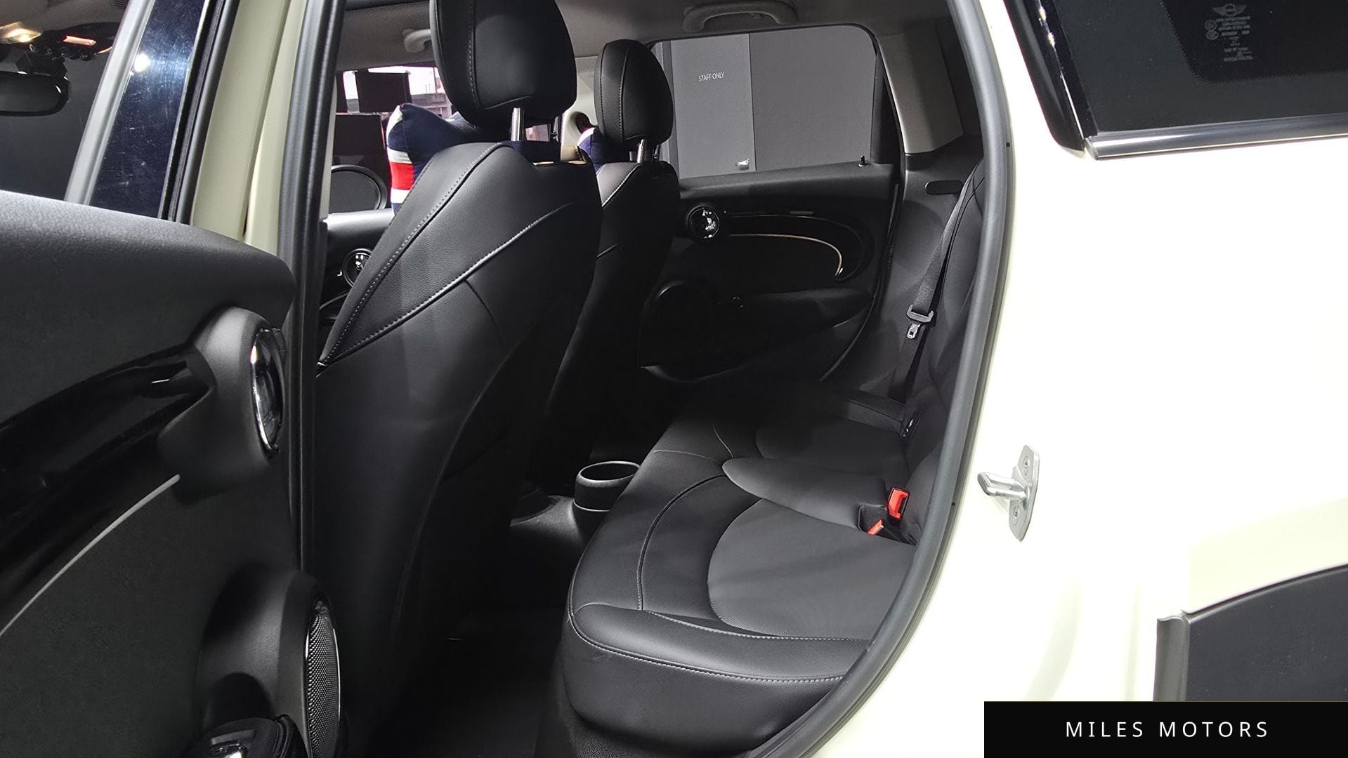 MINI Cooper S 2022 — миниатюра 12