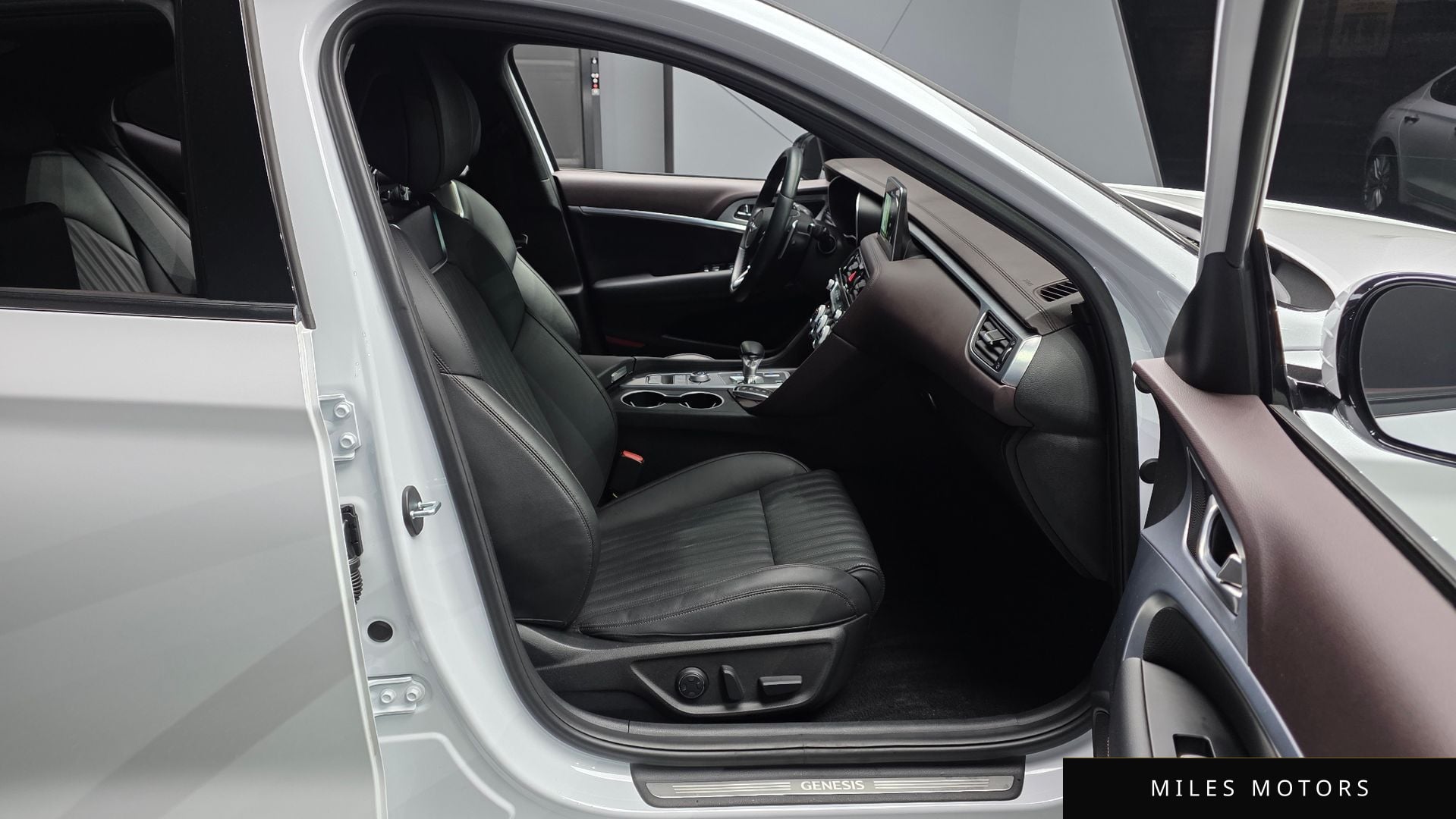 Genesis G70 2019 — миниатюра 11