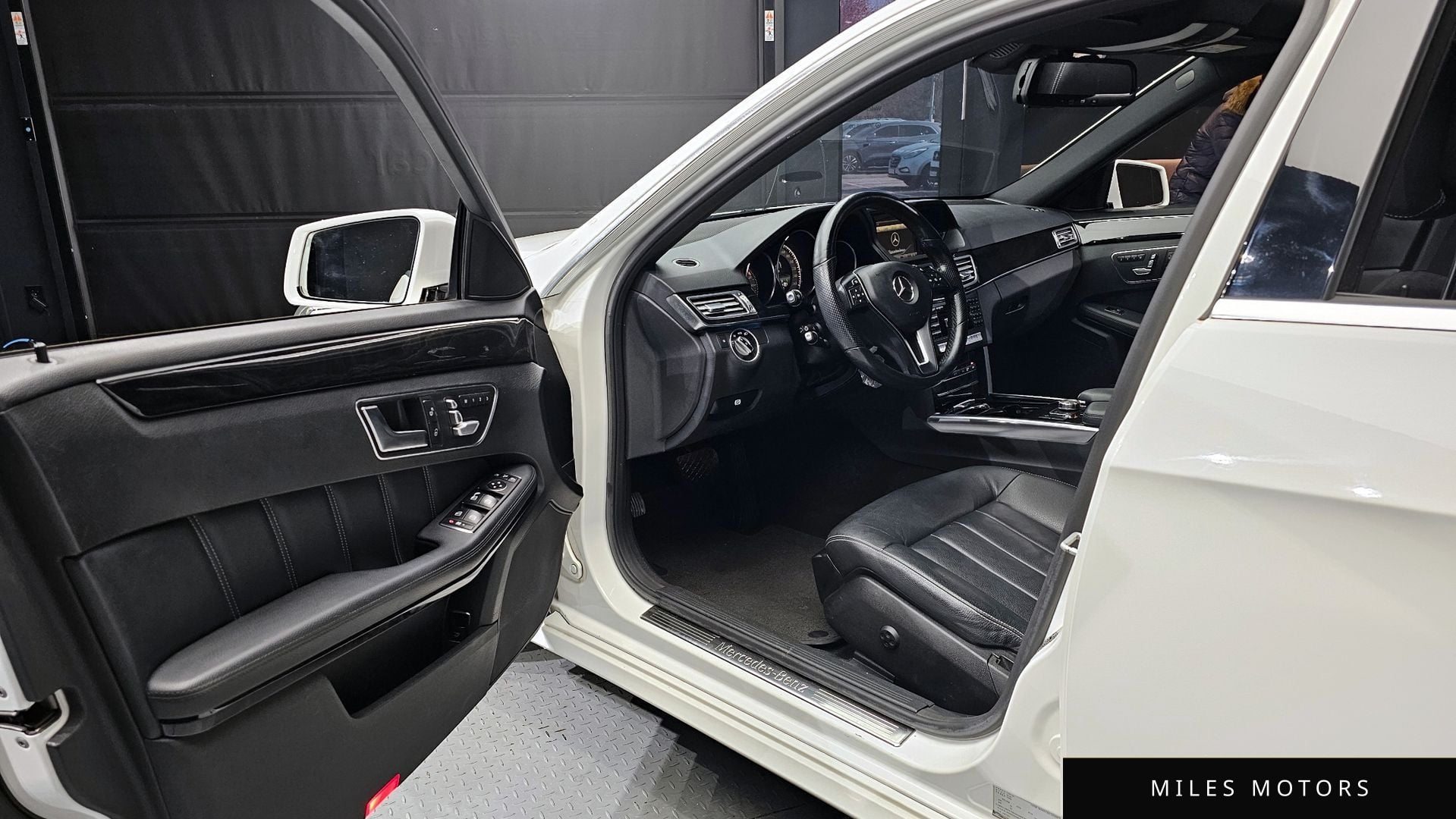 Mercedes-Benz E-Class W212 2014 — миниатюра 10