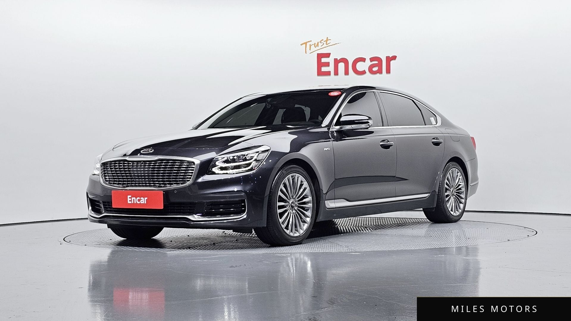 Kia K9 2019 — фото 1 из 12