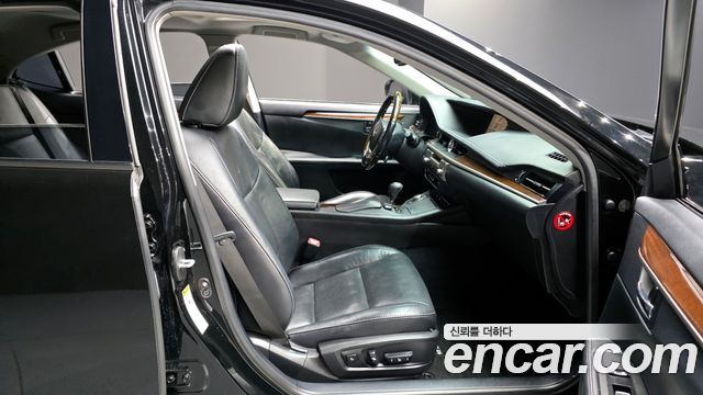 Лексус ES350 2015 — миниатюра 9