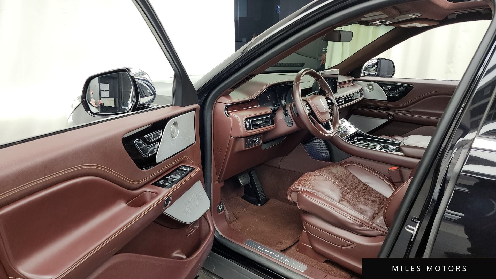 Lincoln Aviator 2021 — миниатюра 10