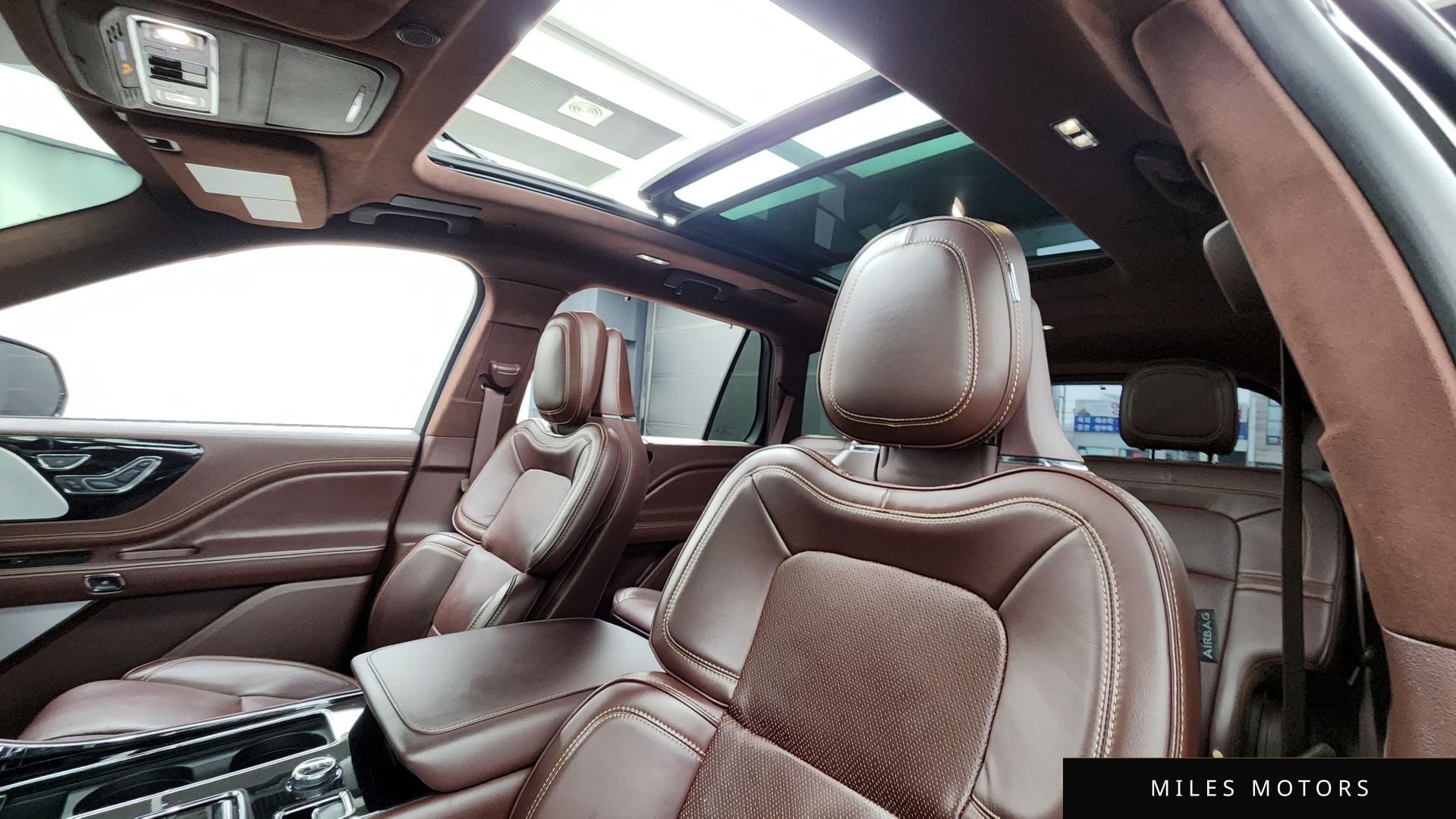 Lincoln Aviator 2021 — миниатюра 18