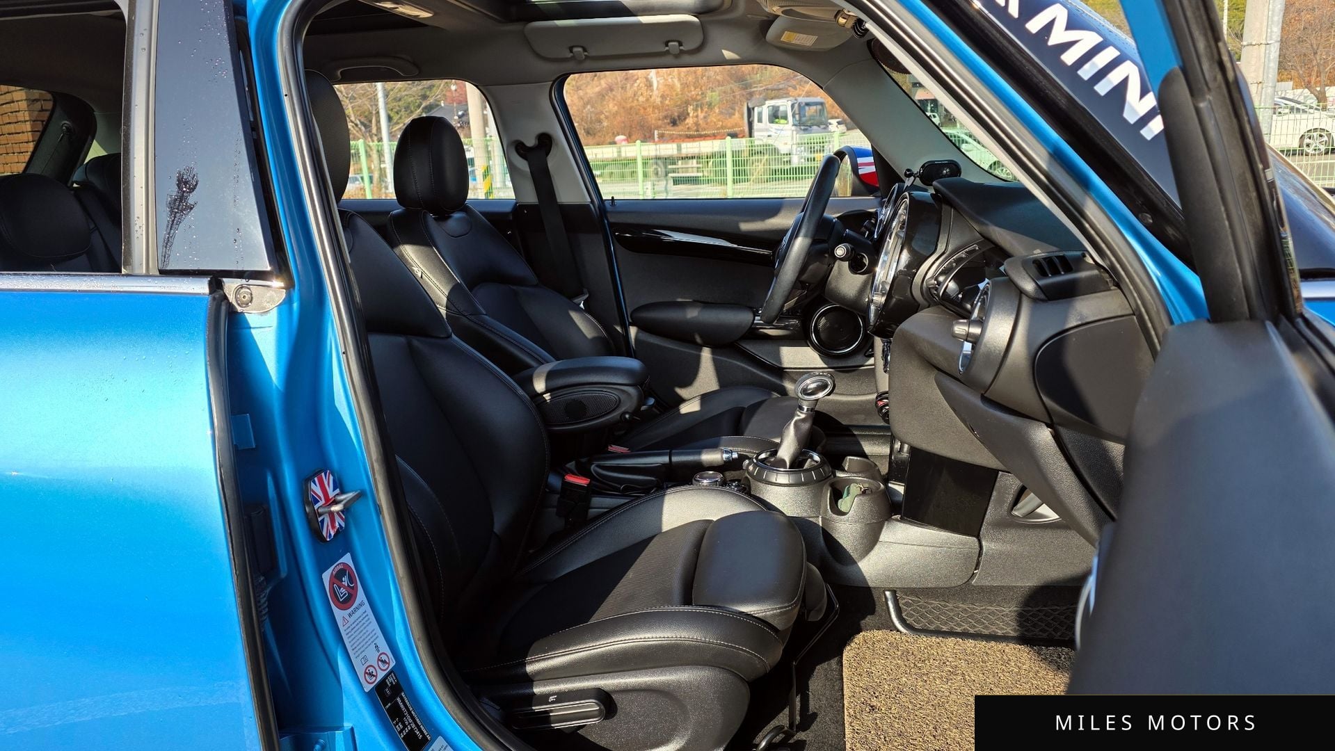 MINI Cooper D 2015 — миниатюра 10