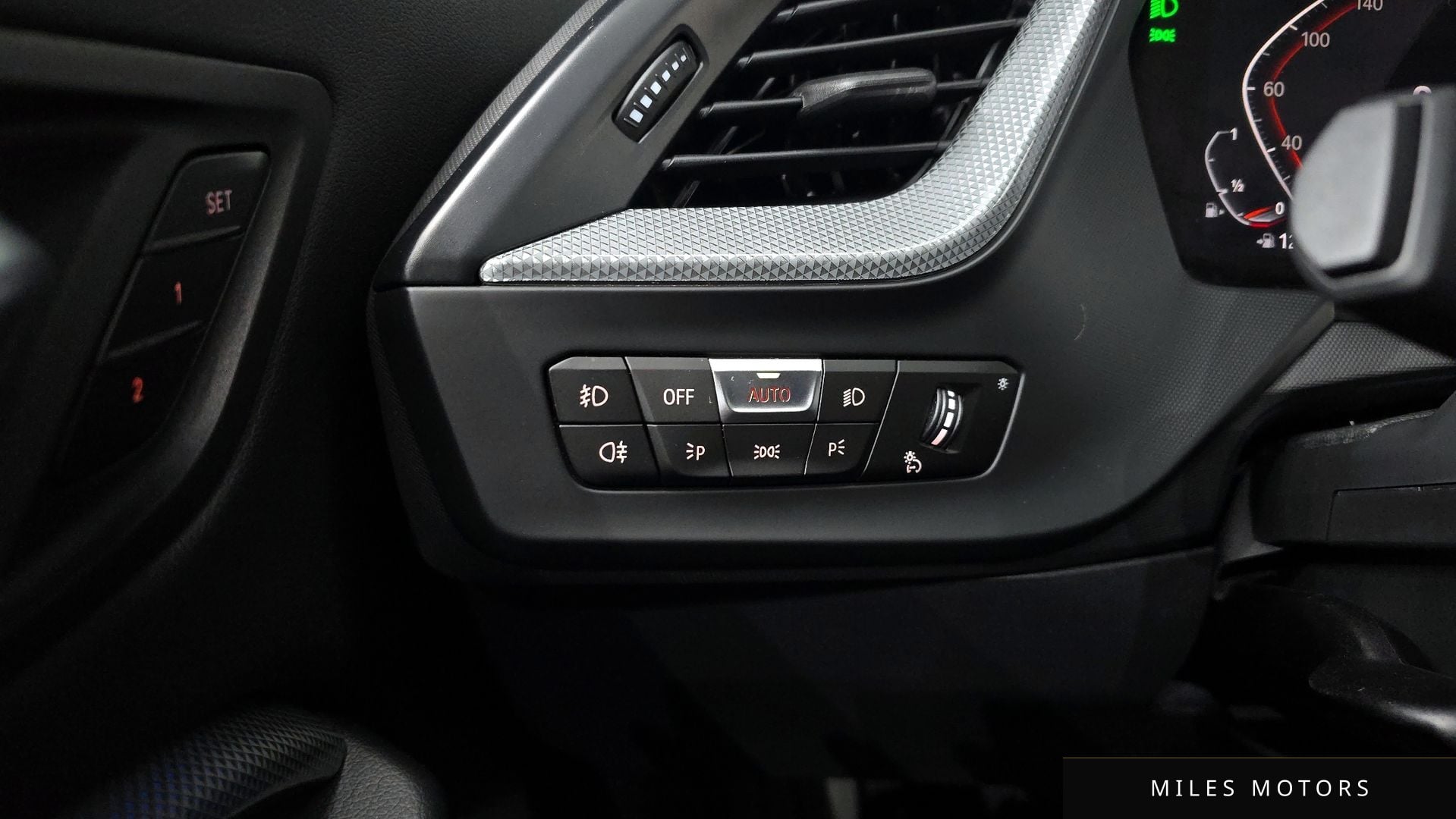 BMW 2시리즈 그란쿠페 (F44) 2023 — миниатюра 17