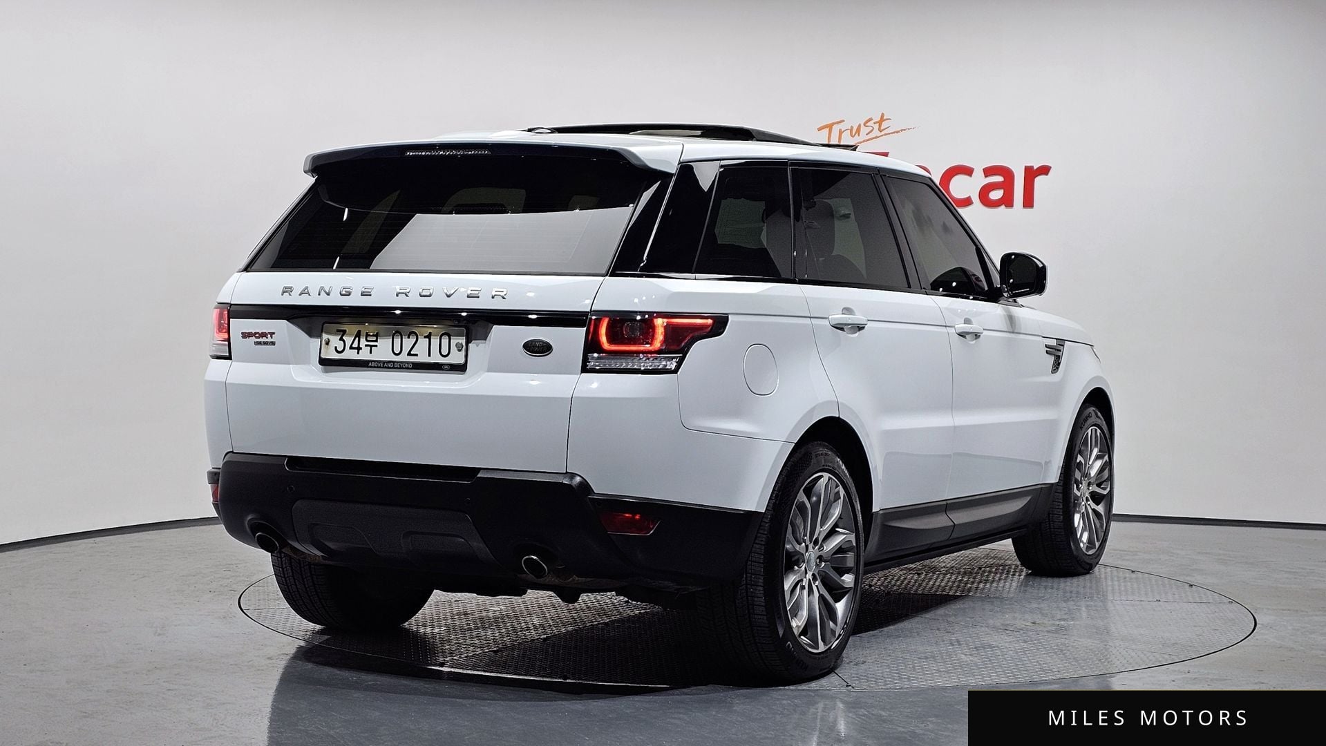 Land Rover Range Rover Sport 2016 — миниатюра 2