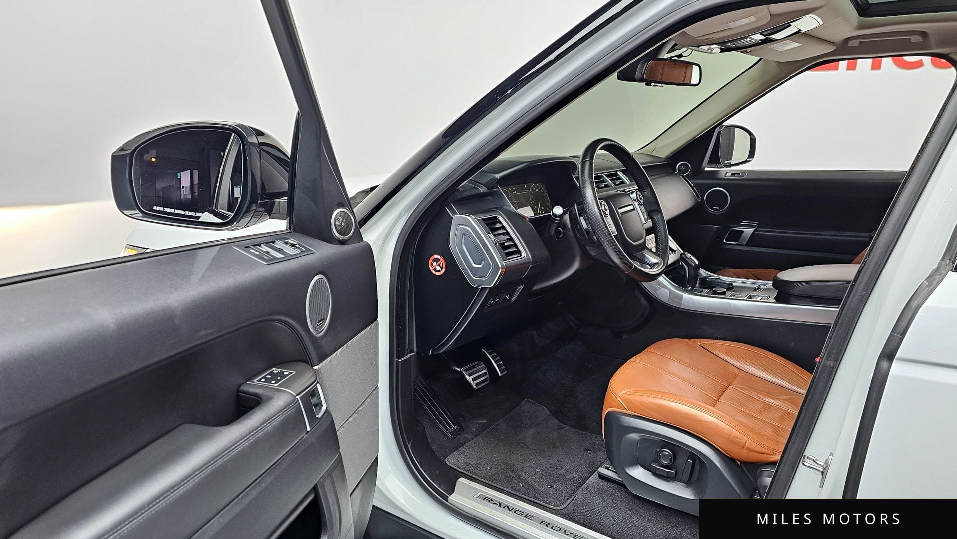 Land Rover Range Rover Sport 2016 — миниатюра 11