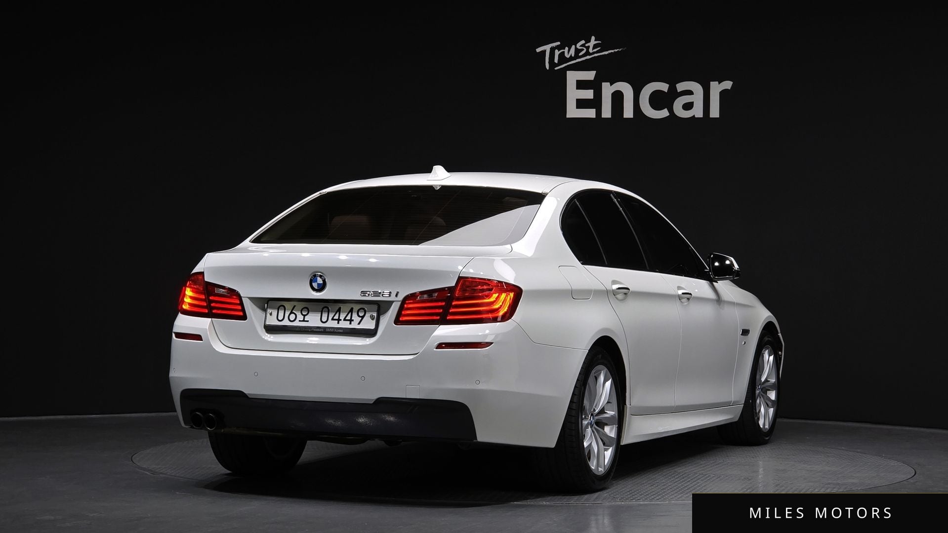 BMW 5 Series (F10) 2016 — миниатюра 2