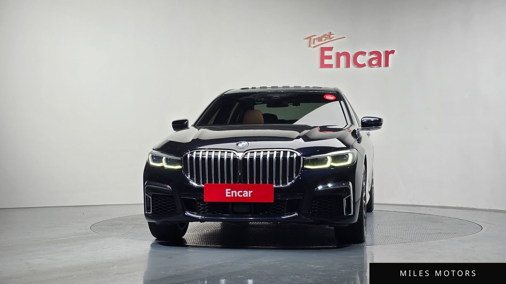 BMW 7 Series (G11) 2021 — миниатюра 3