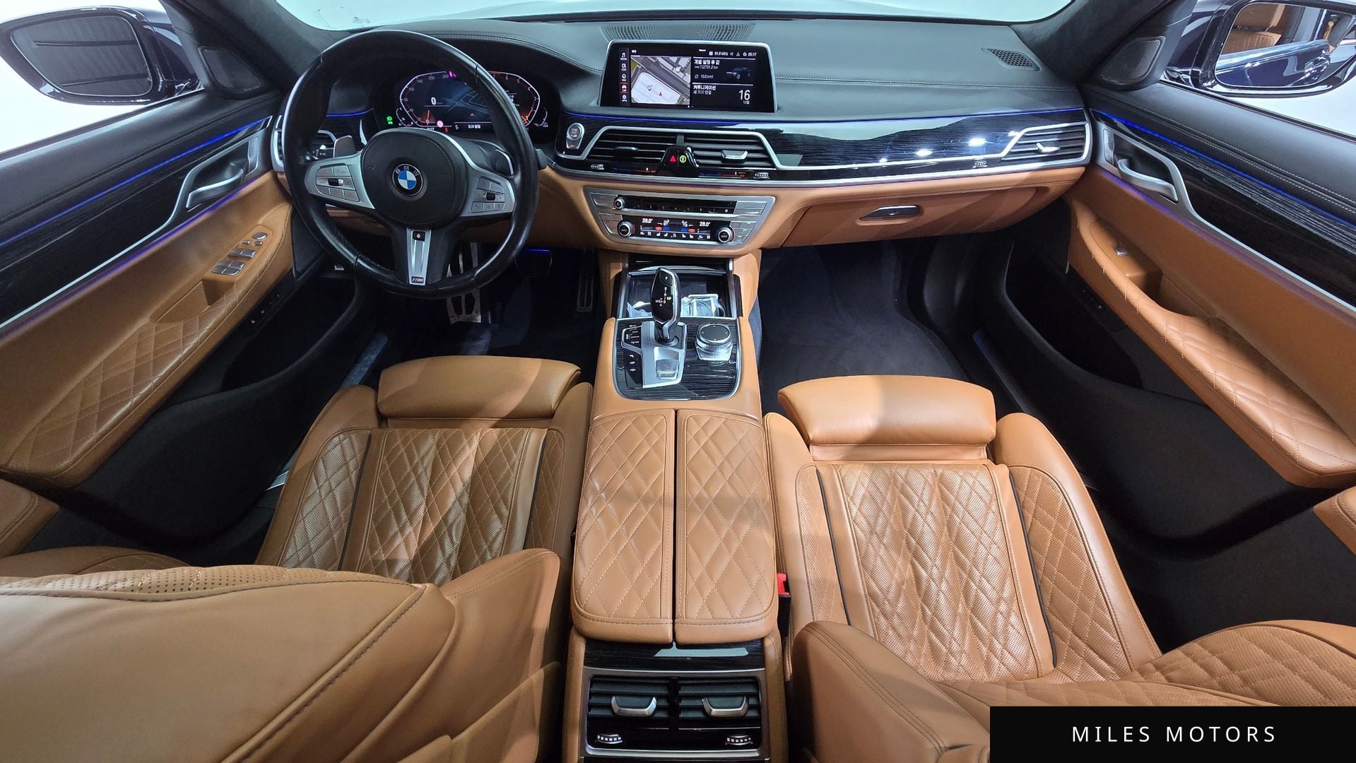 BMW 7 Series (G11) 2021 — миниатюра 7