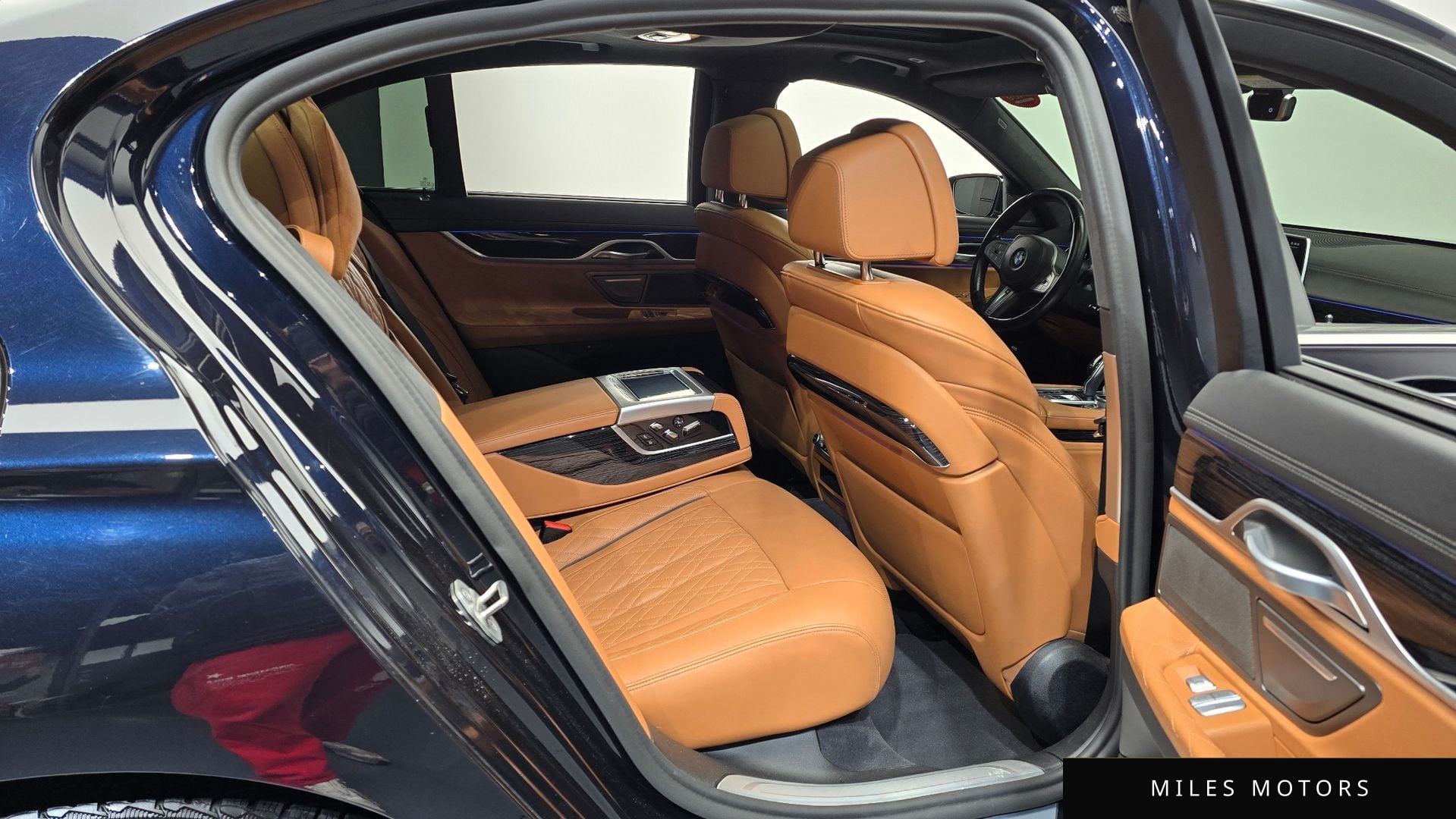 BMW 7 Series (G11) 2021 — миниатюра 12
