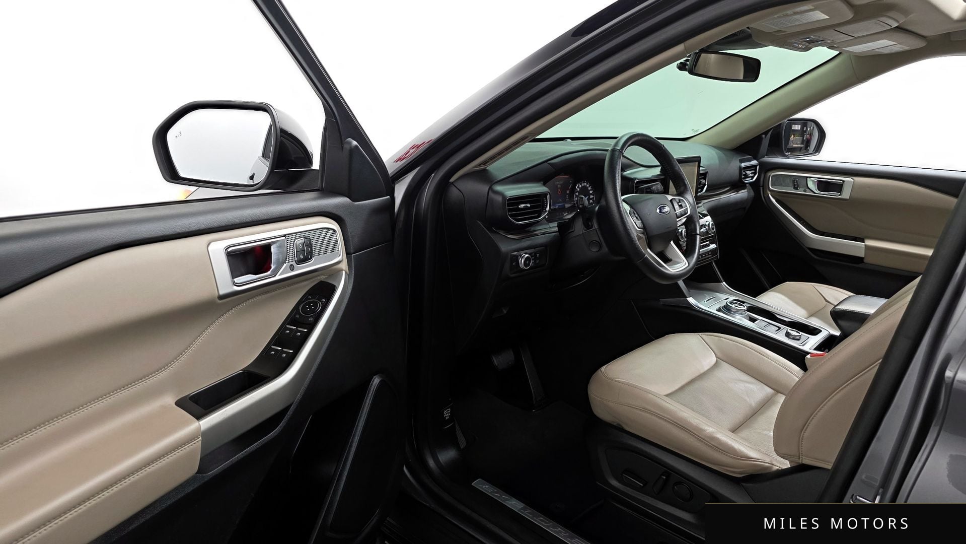 Ford Explorer 2021 — миниатюра 10