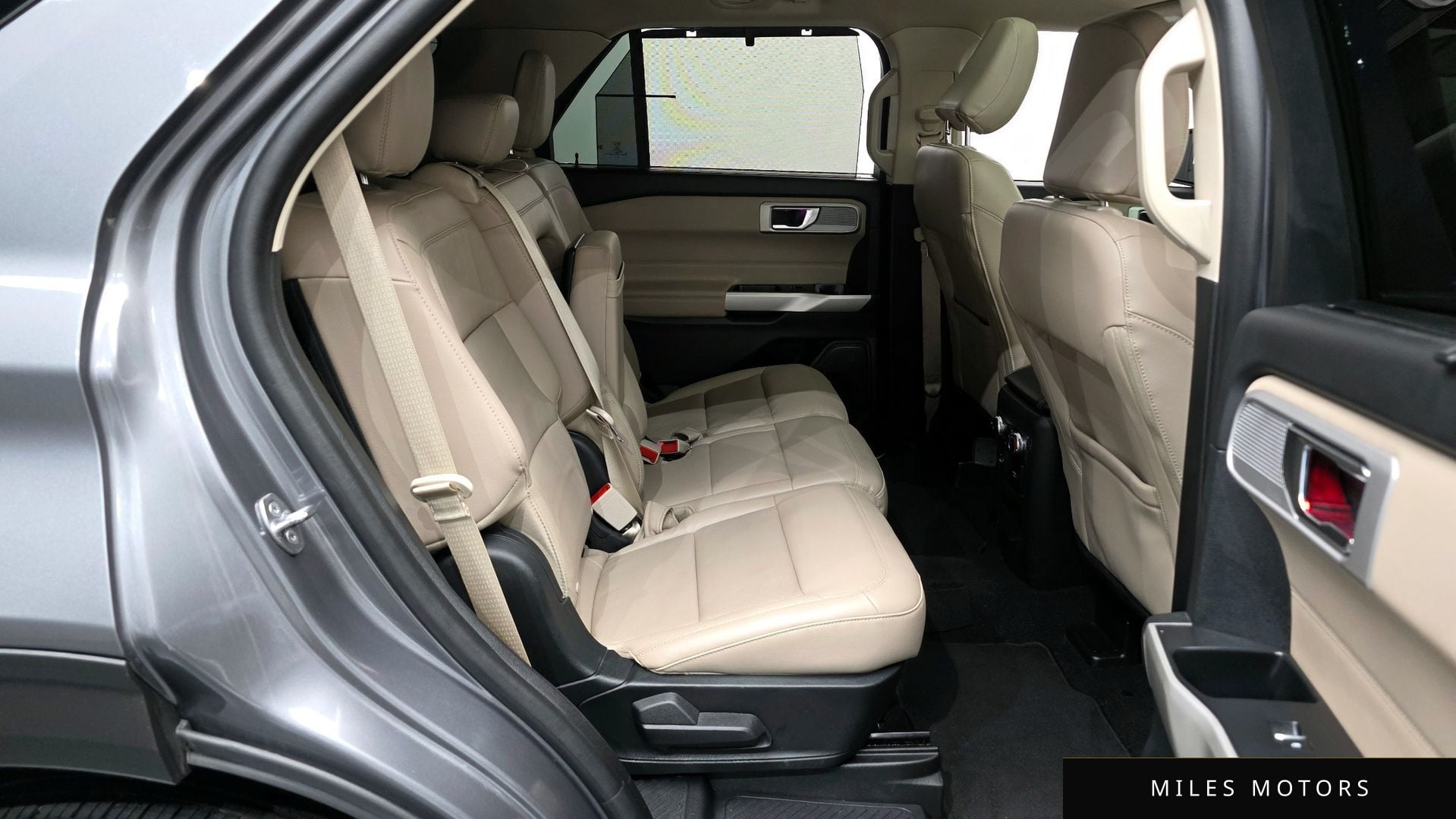Ford Explorer 2021 — миниатюра 12