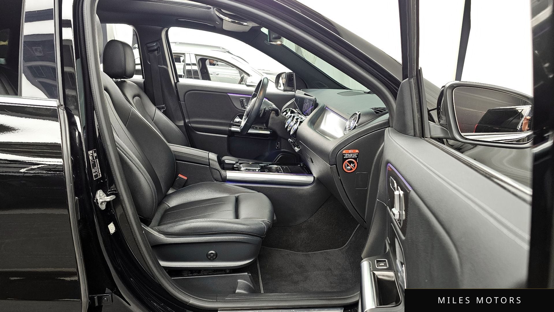 Mercedes-Benz GLA-Class H247 2021 — миниатюра 11