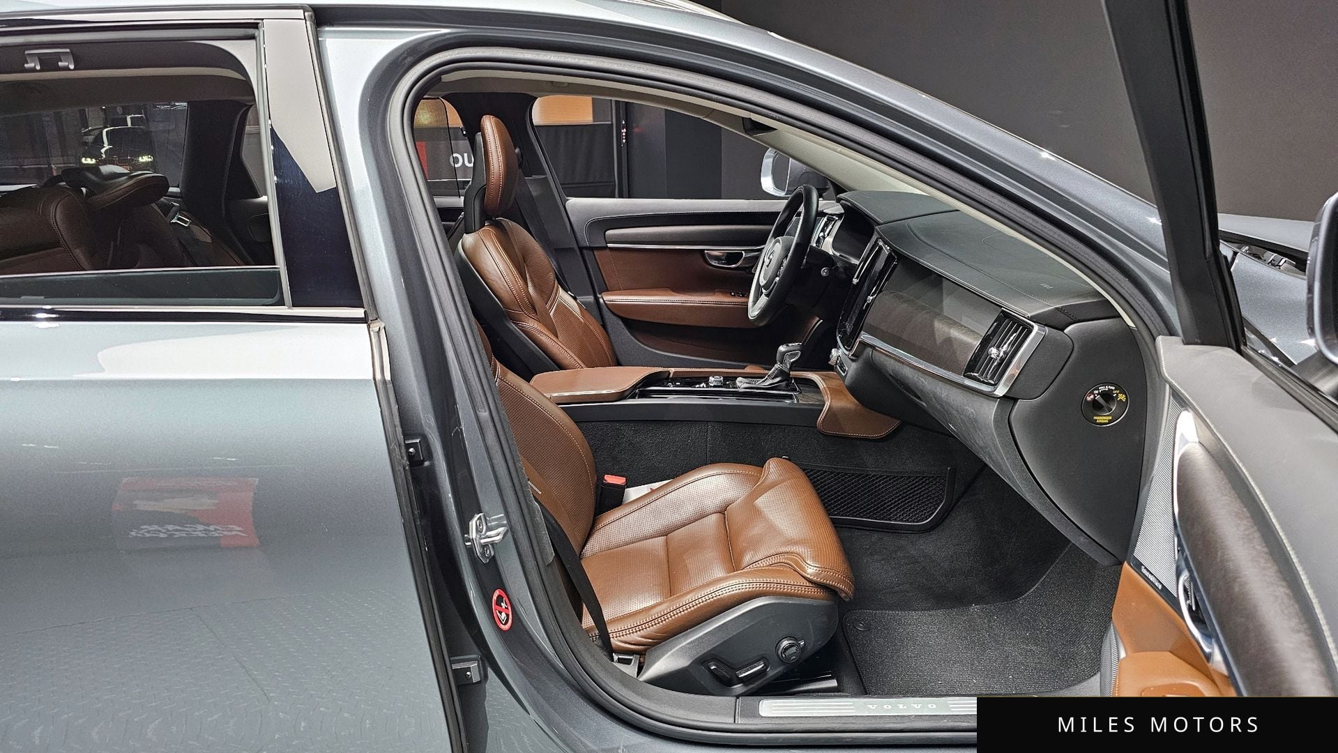 Volvo V90 2018 — миниатюра 10