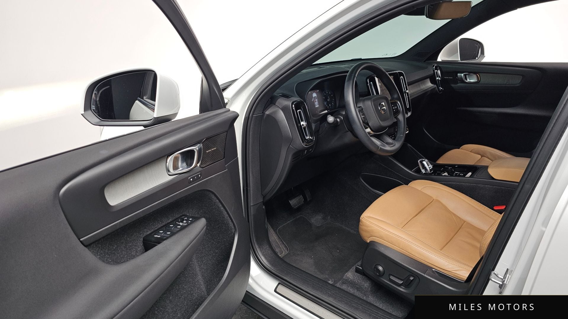 Volvo XC40 2022 — миниатюра 11