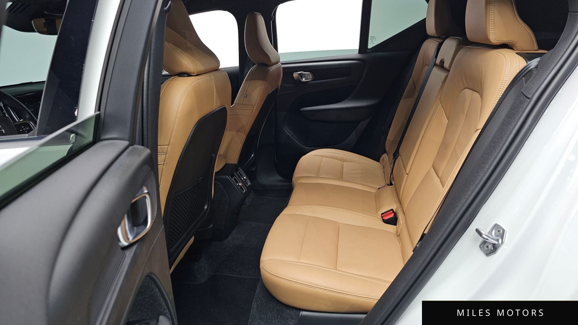 Volvo XC40 2022 — миниатюра 12