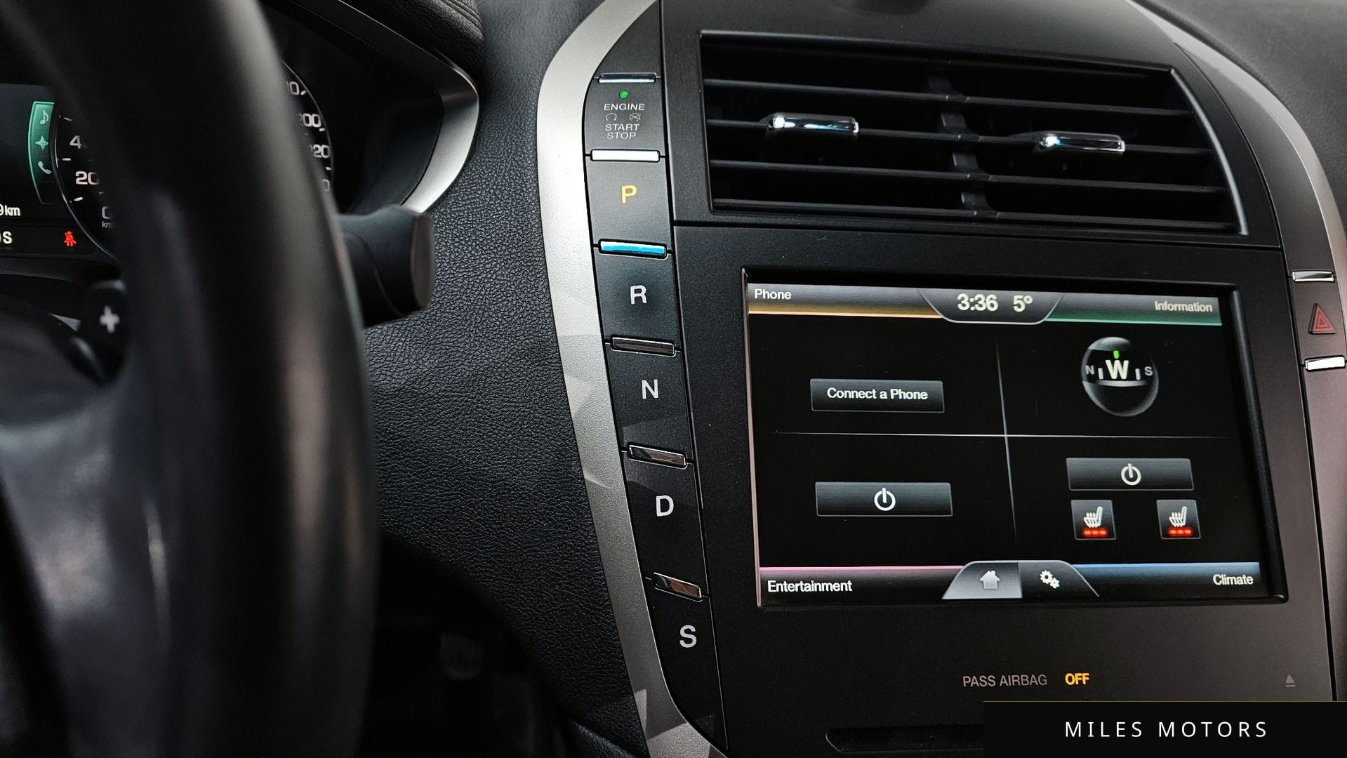 Lincoln MKZ 2015 — миниатюра 9