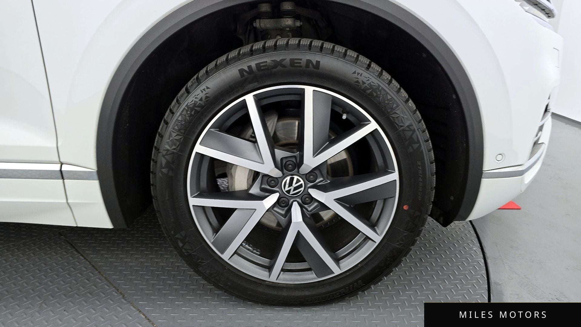 Volkswagen Touareg 2023 — миниатюра 5