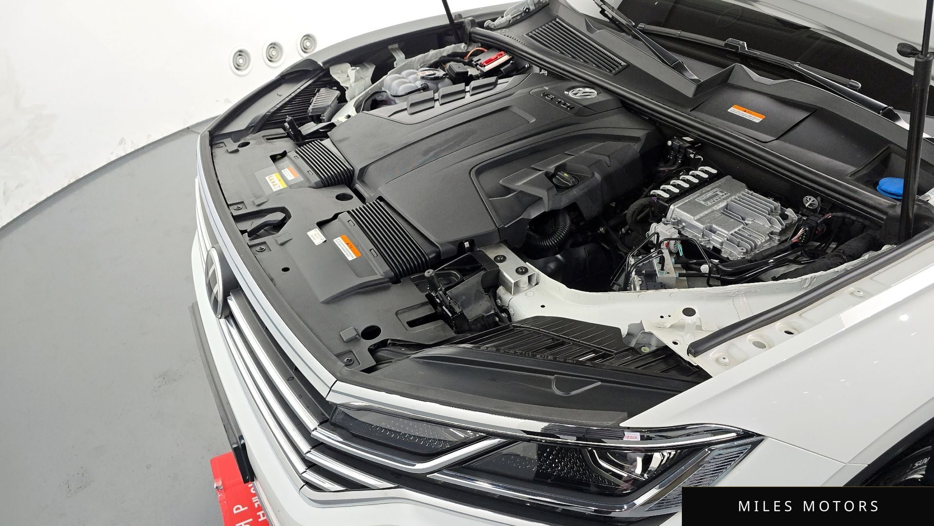 Volkswagen Touareg 2023 — миниатюра 6