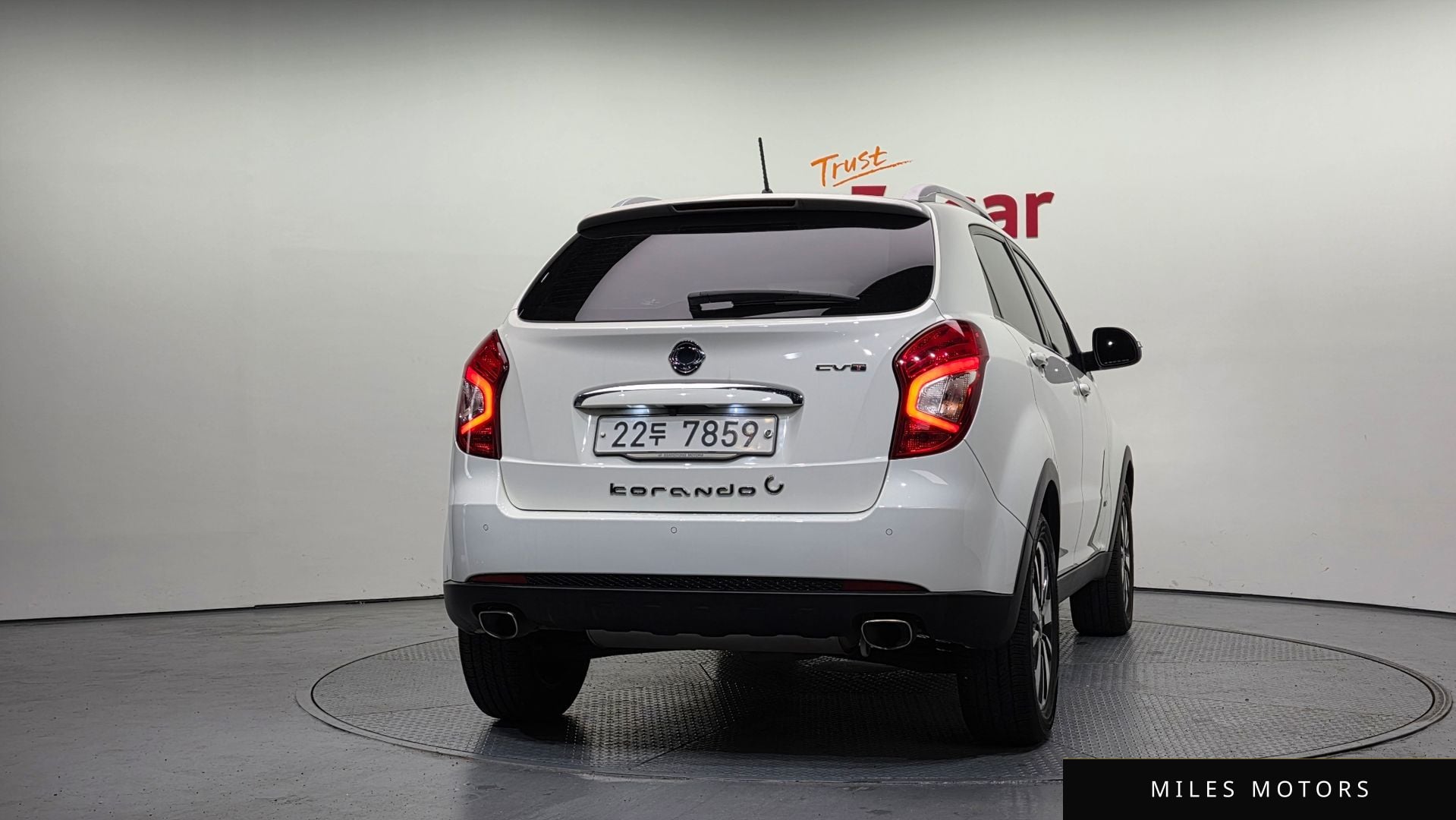 KG Mobility KORANDO 2015 — миниатюра 4