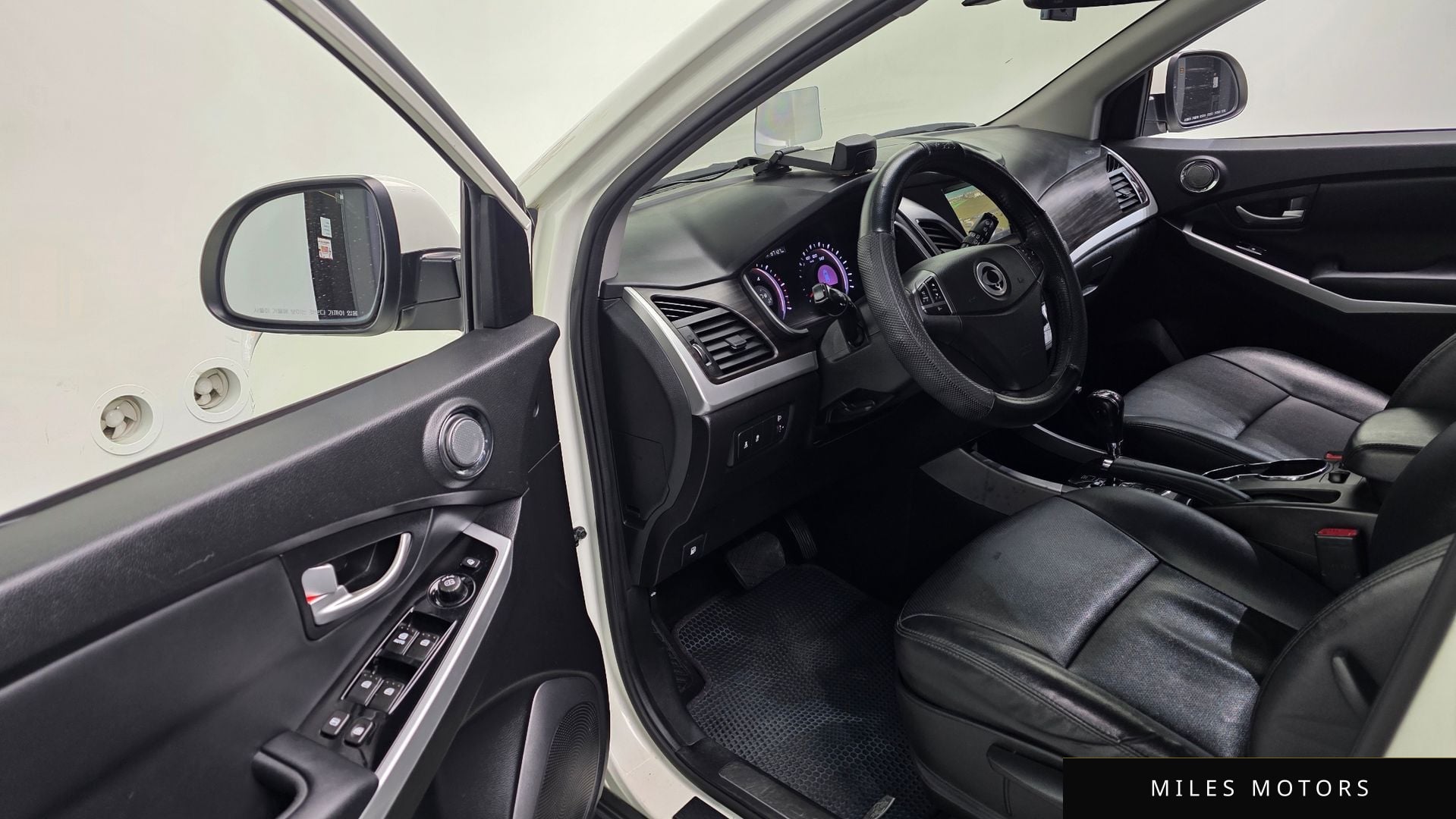 KG Mobility KORANDO 2015 — миниатюра 11