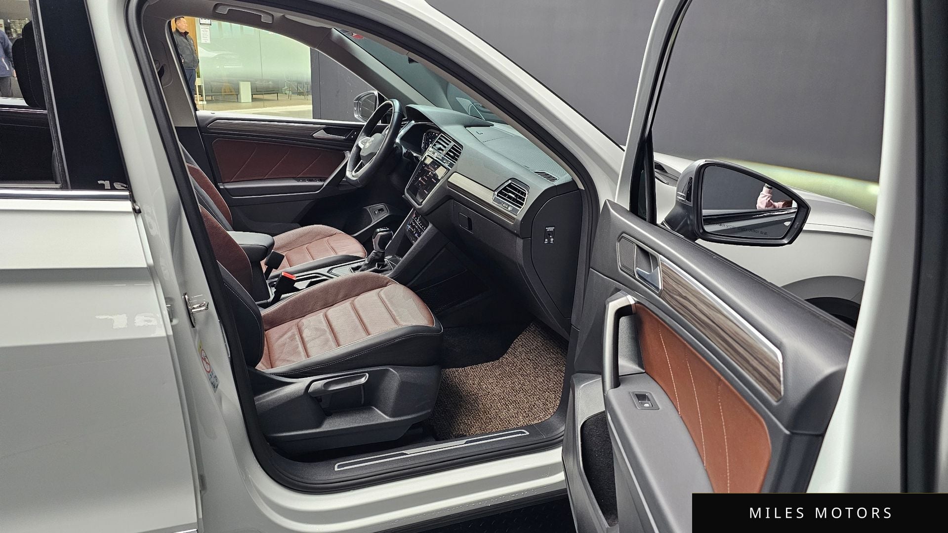 Volkswagen Tiguan 2023 — миниатюра 10