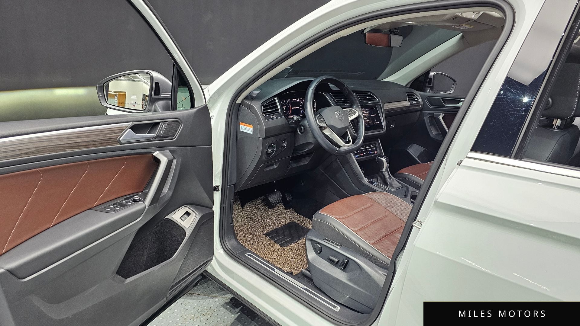 Volkswagen Tiguan 2023 — миниатюра 11