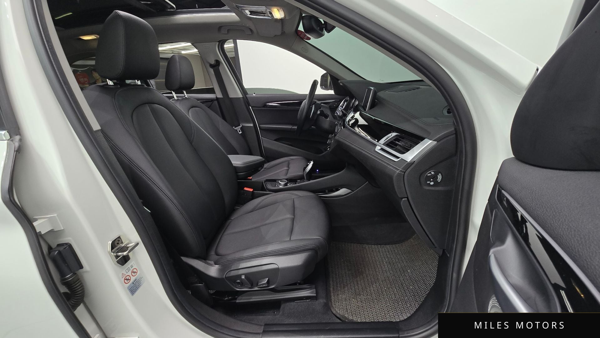 BMW X1 (F48) 2022 — миниатюра 11