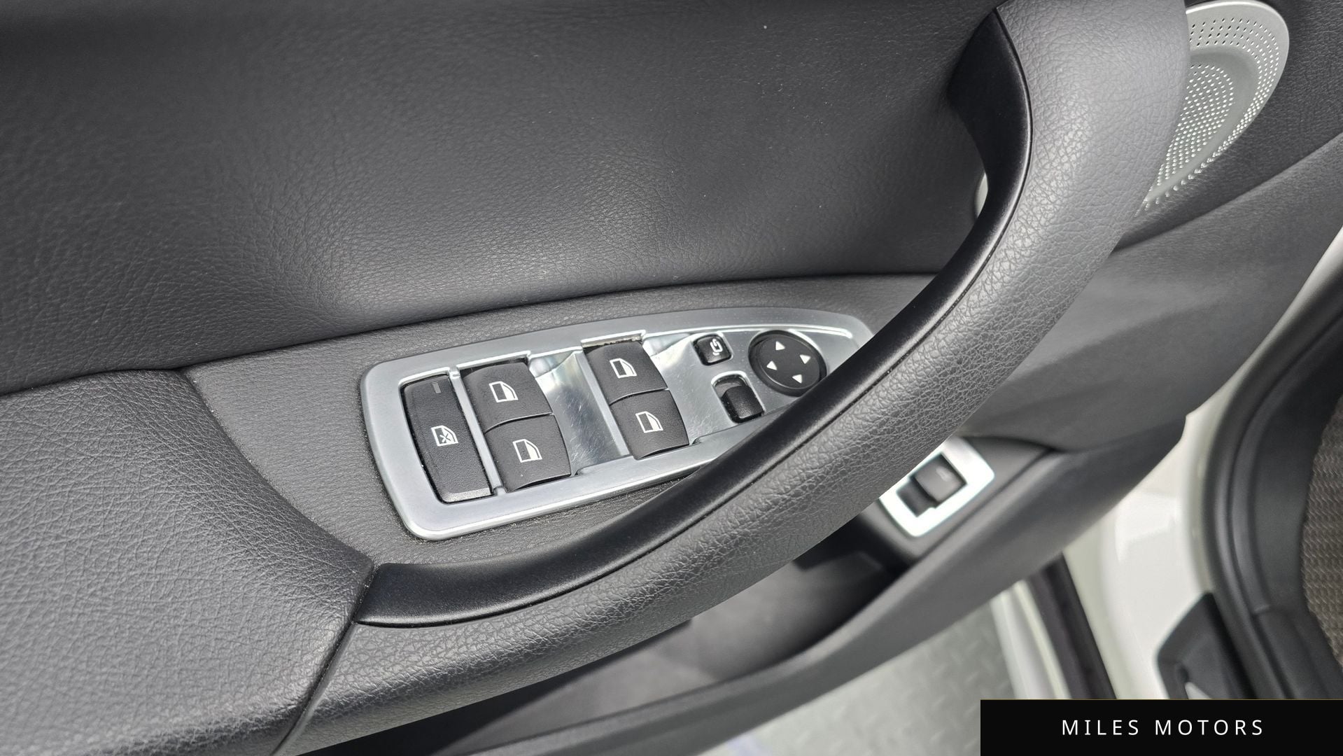 BMW X1 (F48) 2022 — миниатюра 18
