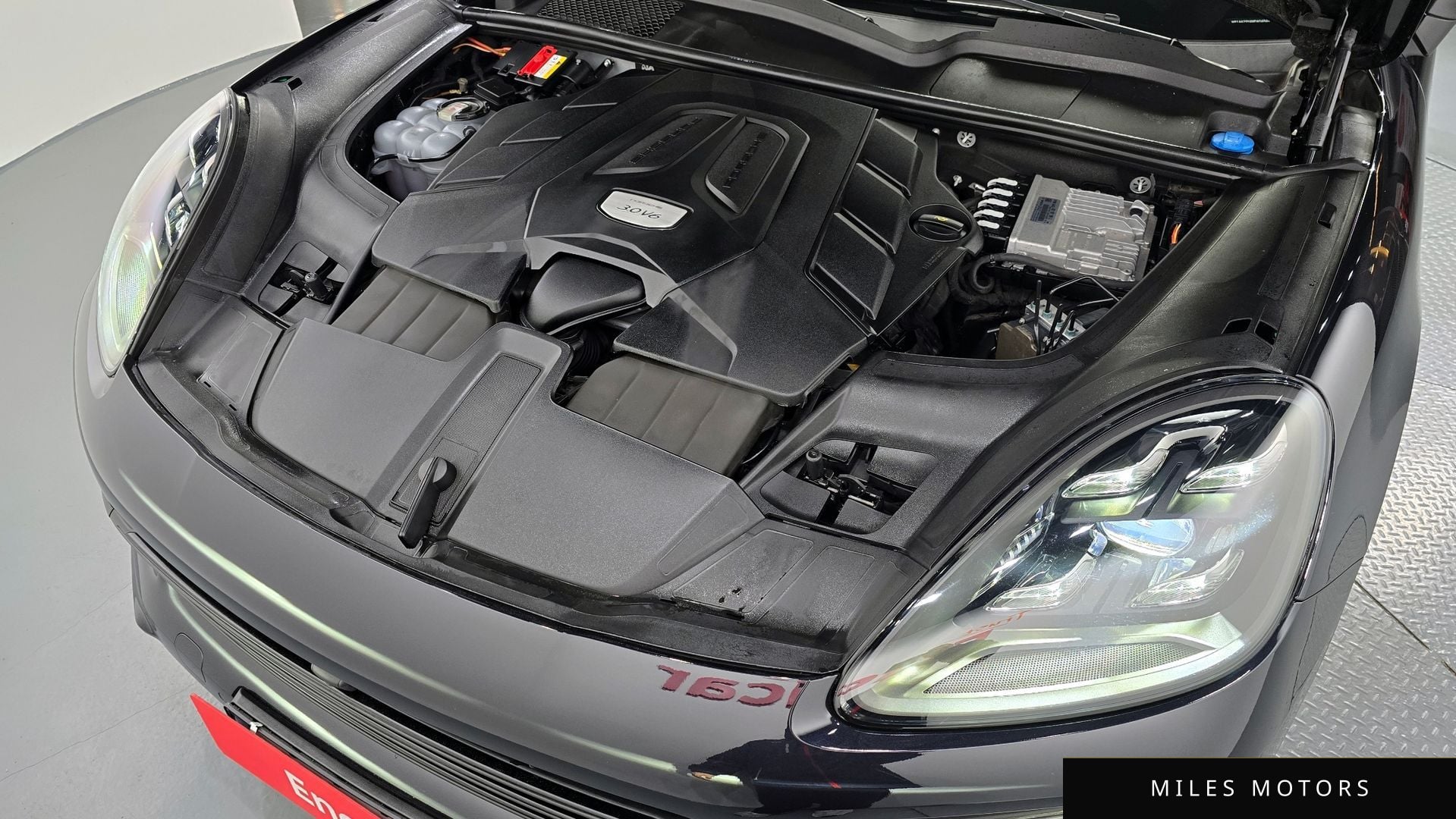 Porsche 카이엔 (PO536) 2021 — миниатюра 6