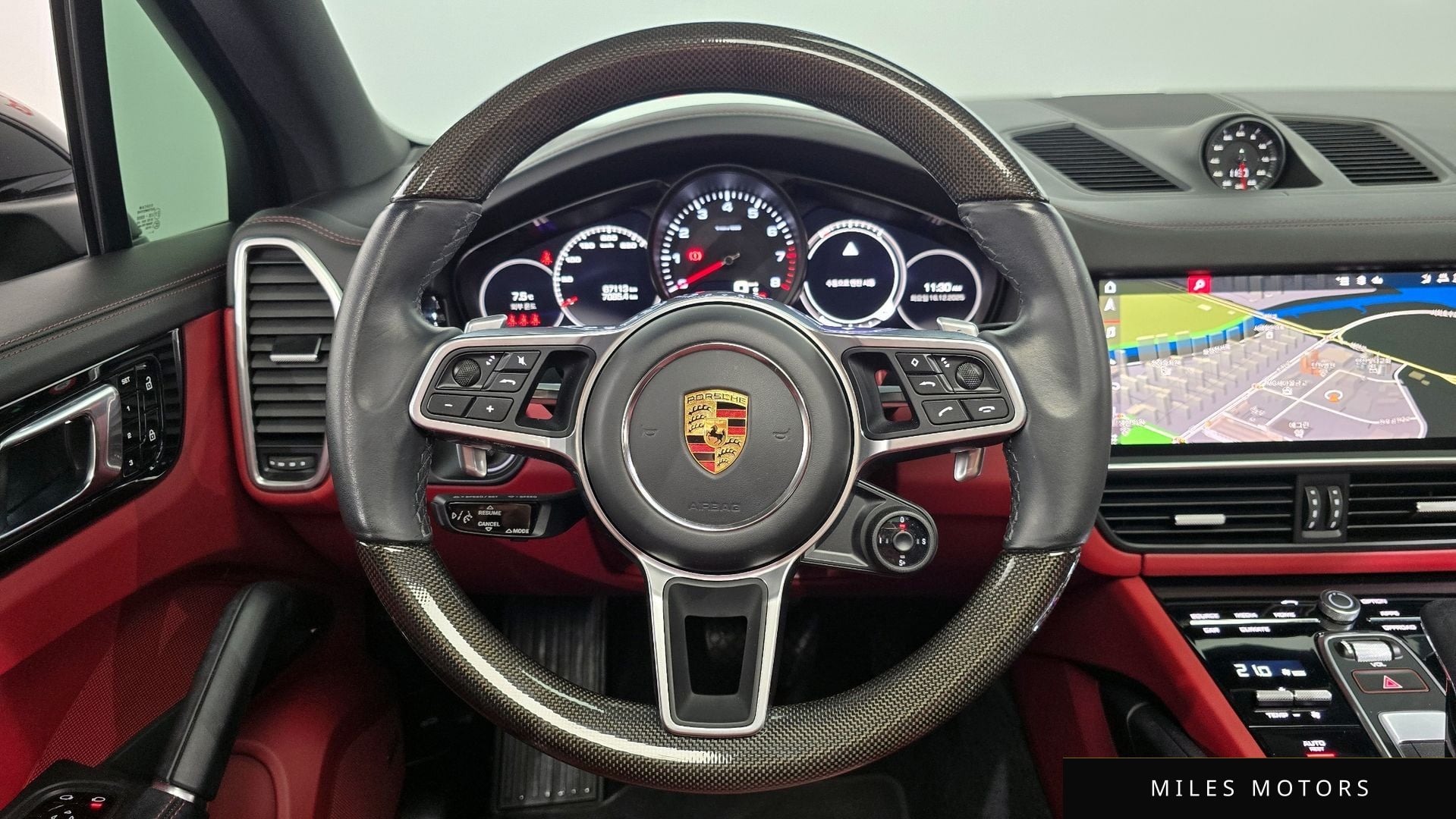 Porsche 카이엔 (PO536) 2021 — миниатюра 11