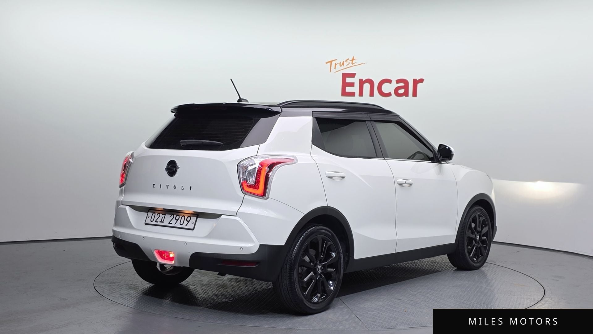 KG Mobility Tivoli 2015 — миниатюра 2