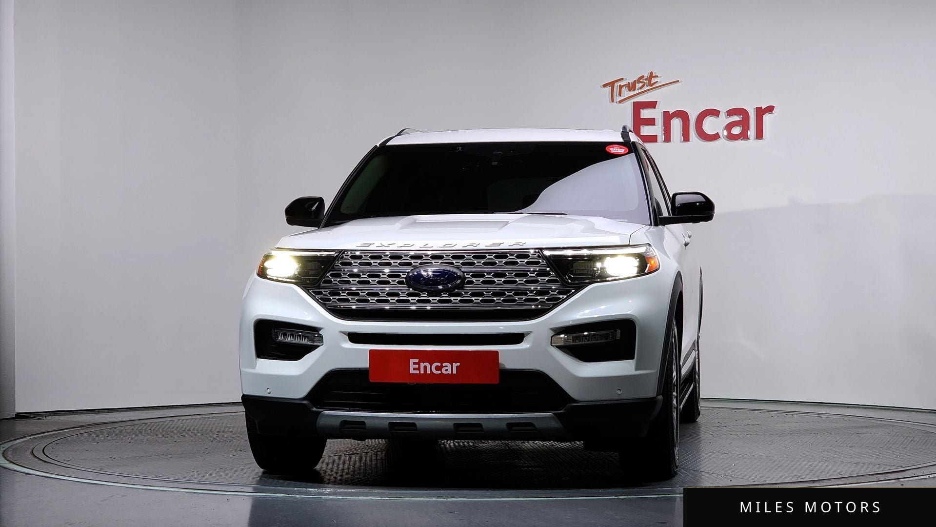 Ford Explorer 2020 — миниатюра 3