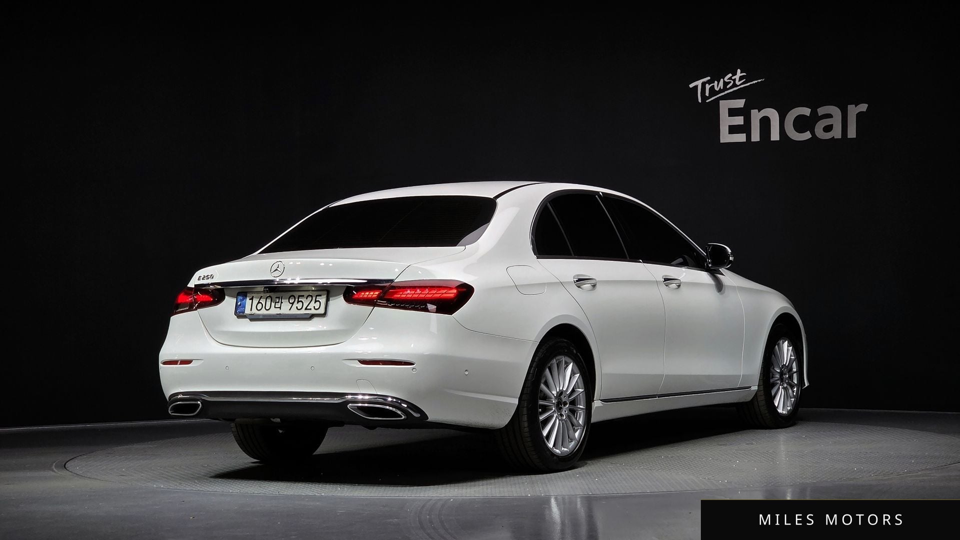 Mercedes-Benz E-클래스 W213 2021 — миниатюра 2