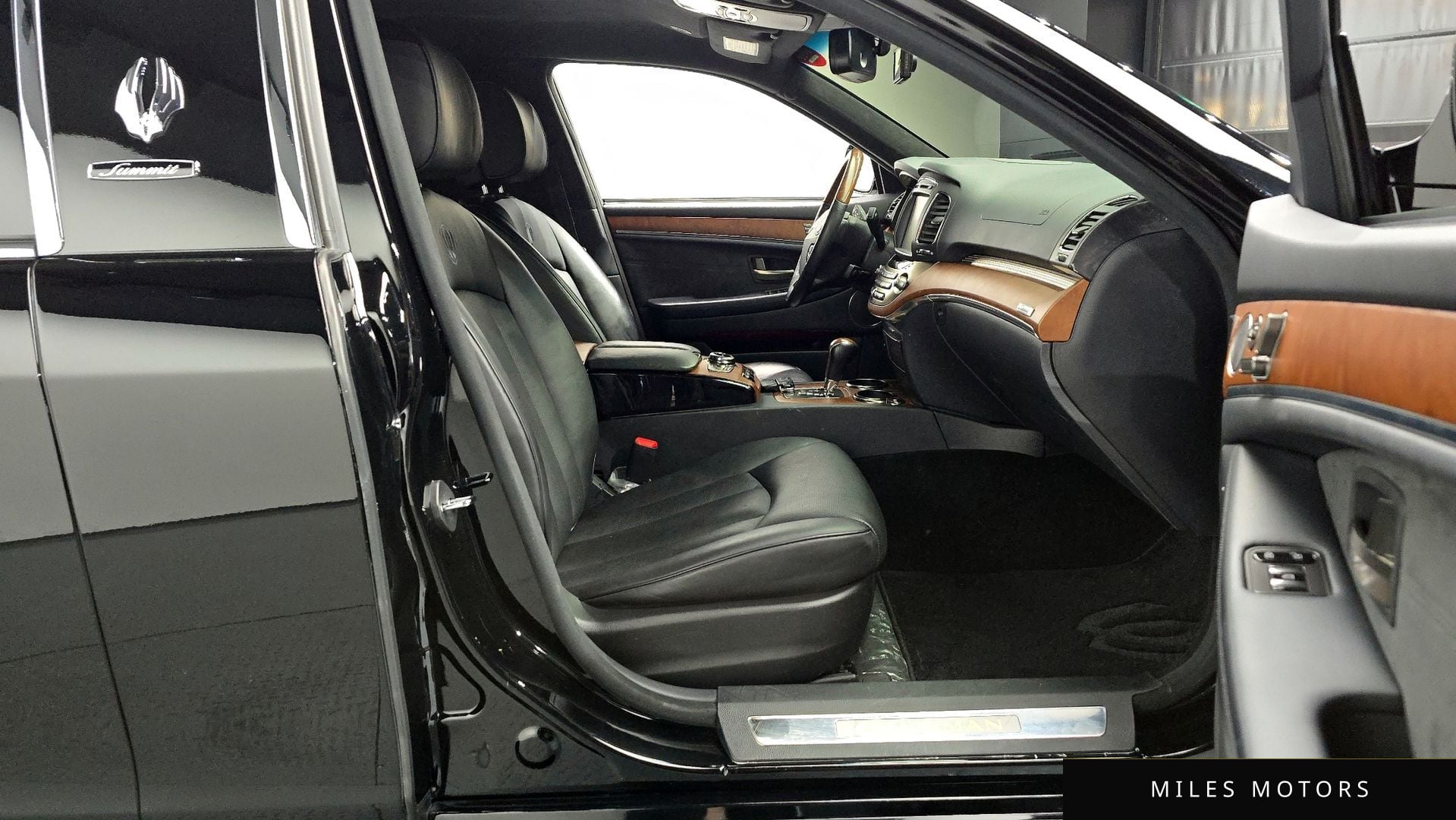 KG Mobility Chairman 2014 — миниатюра 11