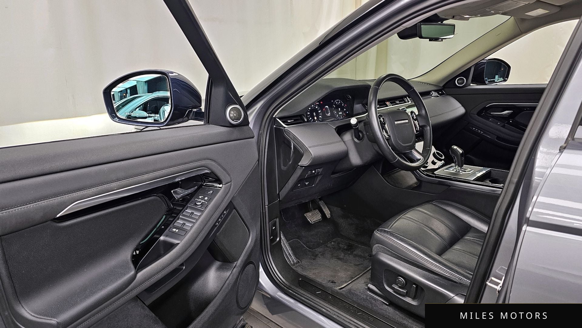Land Rover Range Rover Evoque 2020 — миниатюра 10