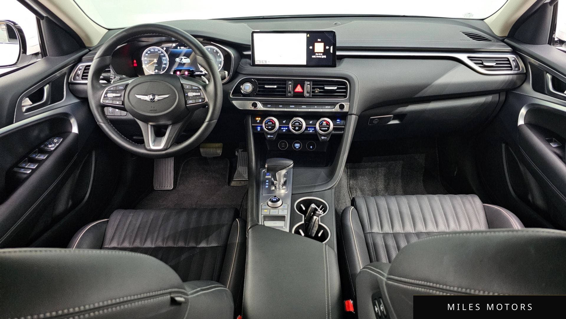 Genesis G70 2023 — миниатюра 7