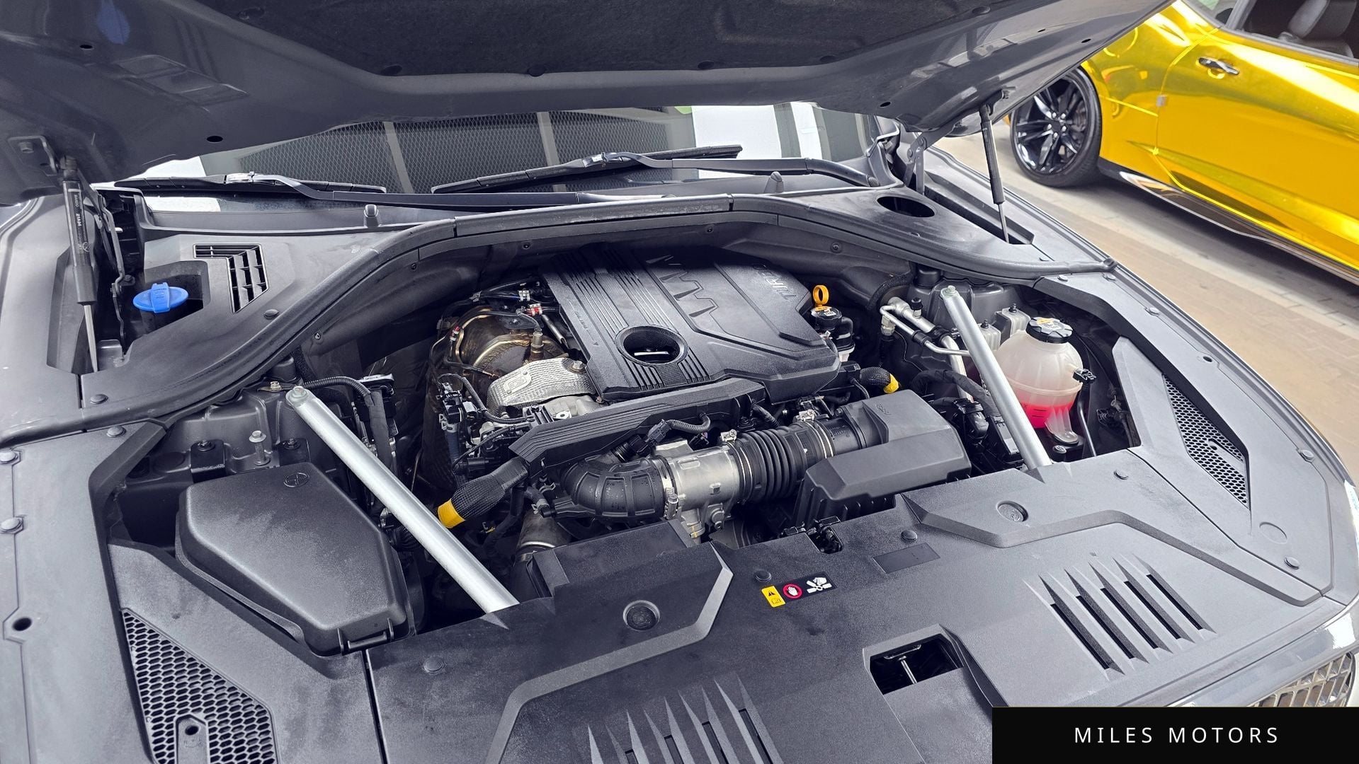 Genesis GV70 2021 — миниатюра 6