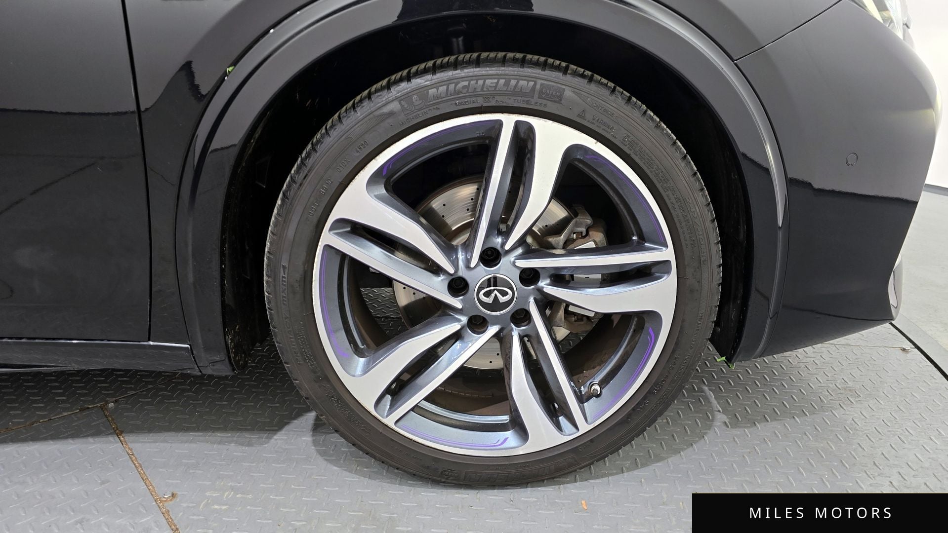 Infiniti Q30 2017 — миниатюра 5