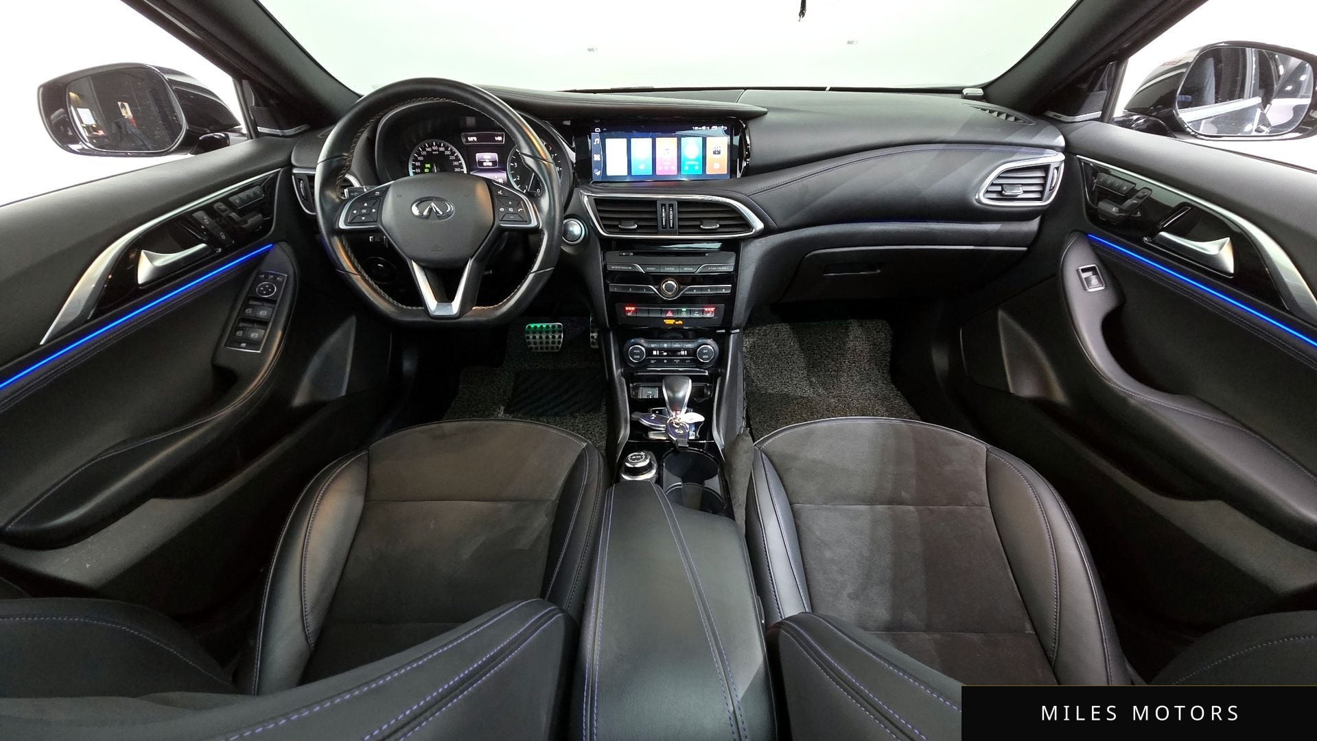 Infiniti Q30 2017 — миниатюра 7