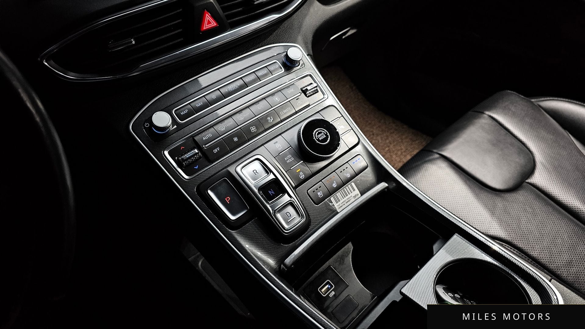 Hyundai Santafe 2021 — миниатюра 9