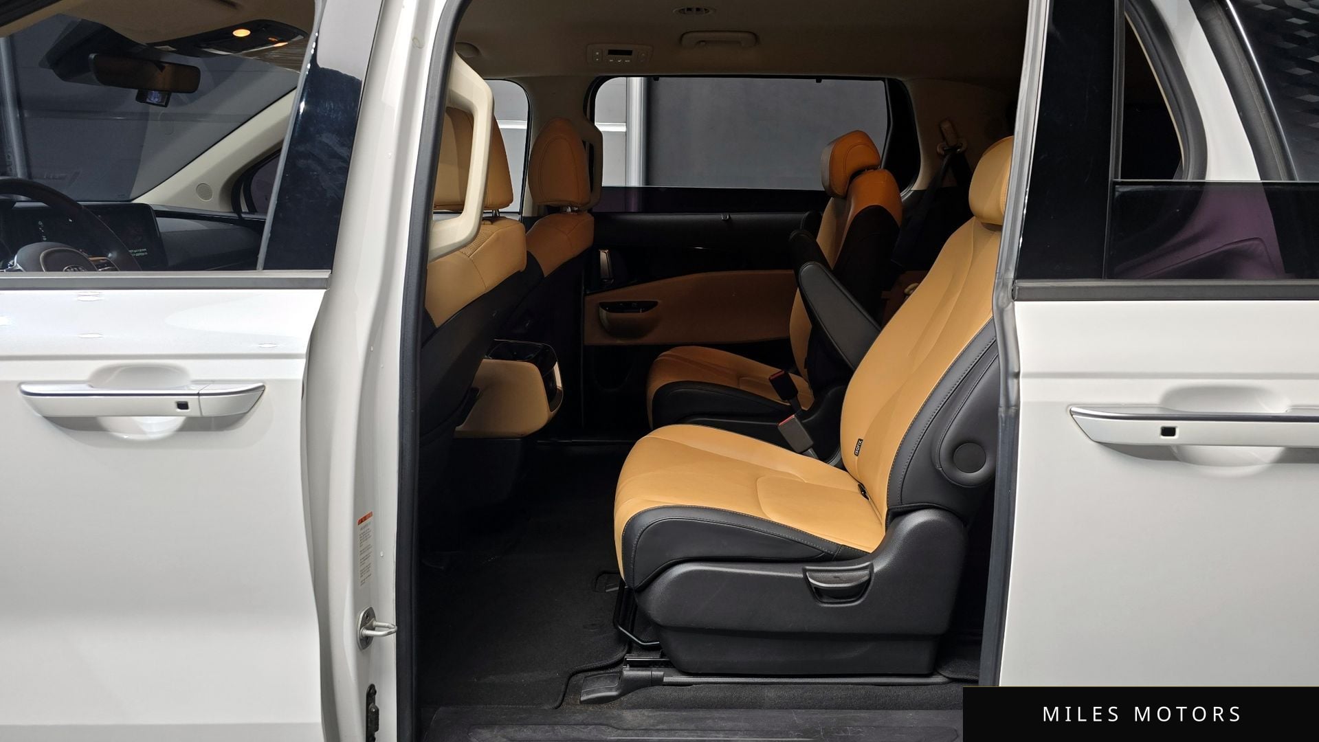 Kia Carnival 2021 — миниатюра 12