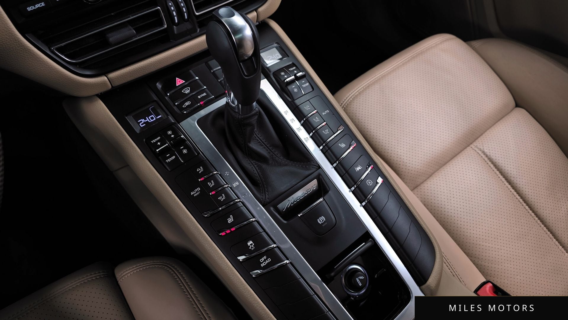 Porsche Macan 2021 — миниатюра 9